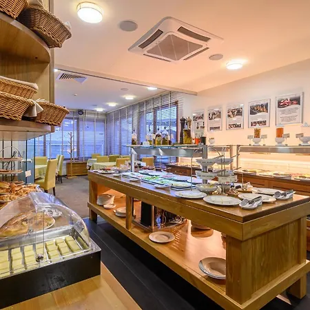 Orbita ホテル ブラゴエヴグラト